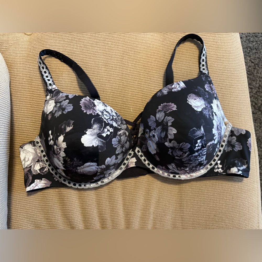 Plunge Push-Up Bra – Floral – Size 42D
